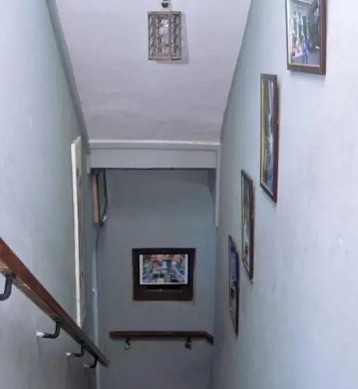 اتاق لوکس سه تخته, Rafiki Apartment