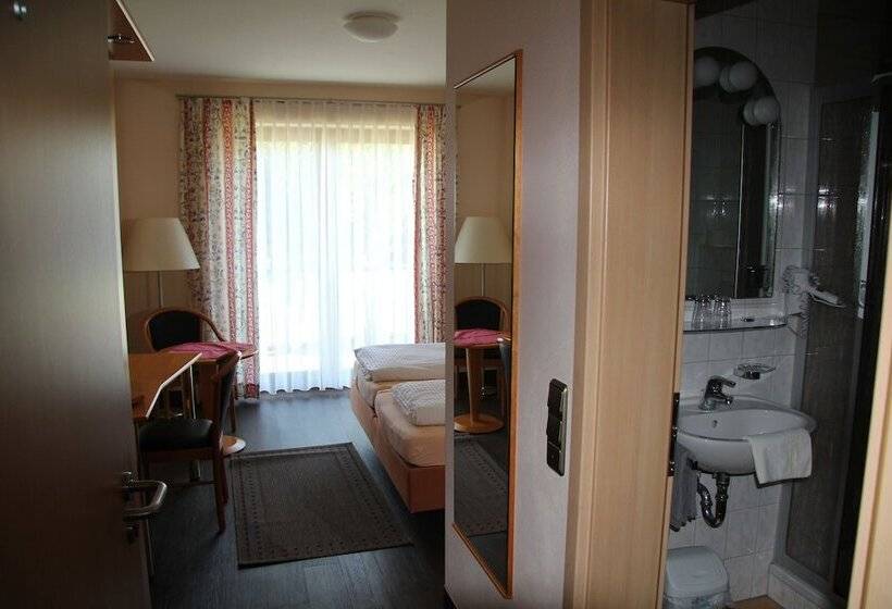 标准间, Annas Gastehaus