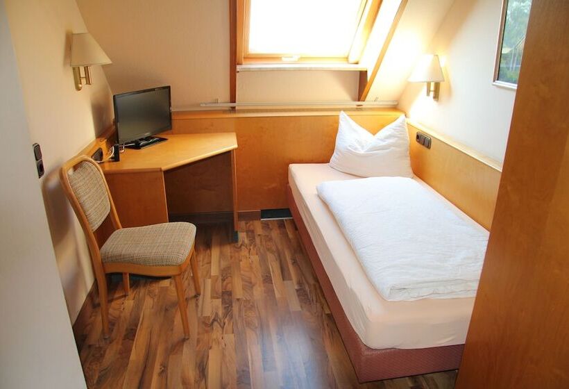 标准单人间, Annas Gastehaus