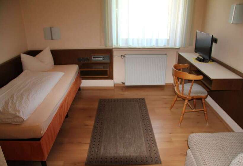 标准单人间, Annas Gastehaus