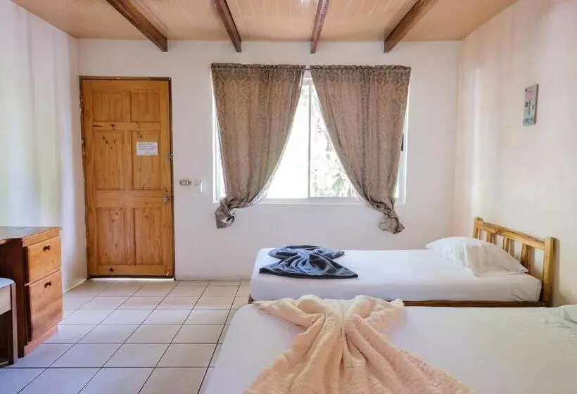 اتاق راحتی سه تخته, Mapi's Cabins
