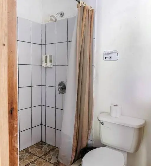 اتاق راحتی سه تخته, Mapi's Cabins