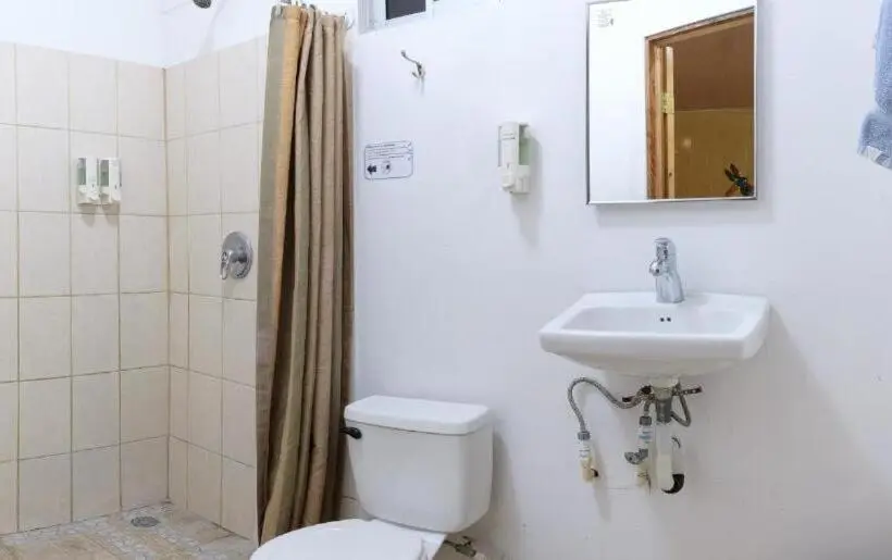 اتاق کلاسیک چهارنفره, Mapi's Cabins