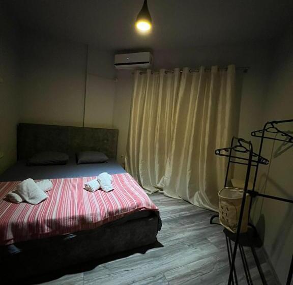 スタンダードルーム, The Rooftop Hostel