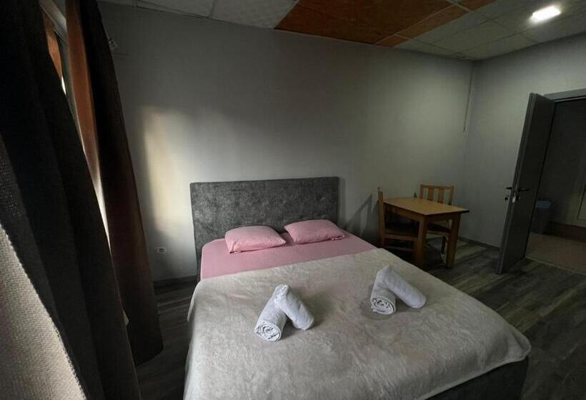 スタンダードルーム, The Rooftop Hostel