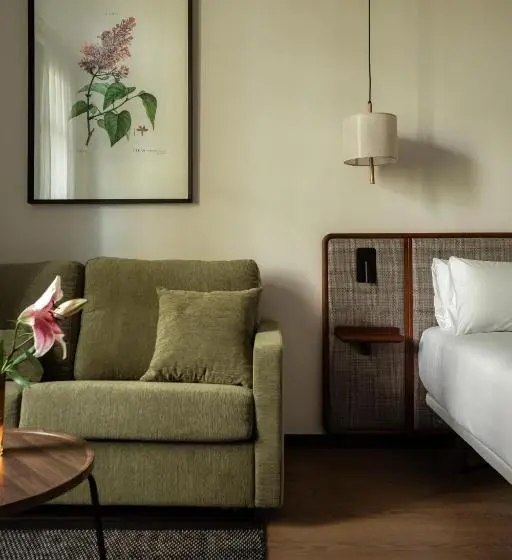 バルコニー付きスタンダードステューディオ, Batimont Suites & Apartments
