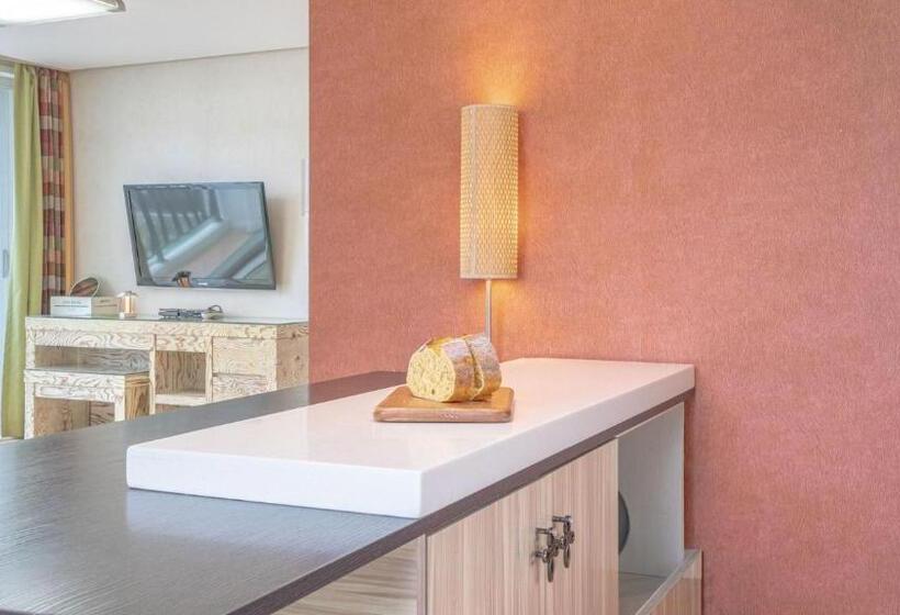 스탠다드 스튜디오, Gapyeong Applerotgi Pension