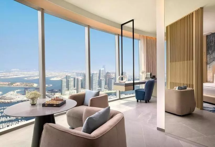سوئیت با تخت بزرگ, Ciel Dubai Marina, Vignette Collection by IHG