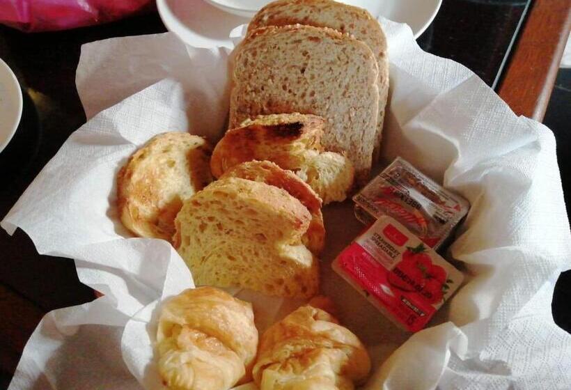 חדר דלוקס עם מרפסת, Chateau Orientale Resort