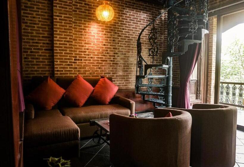 חדר משפחתי דלוקס, Chateau Orientale Resort