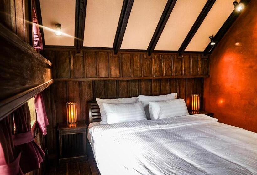 חדר משפחתי דלוקס, Chateau Orientale Resort