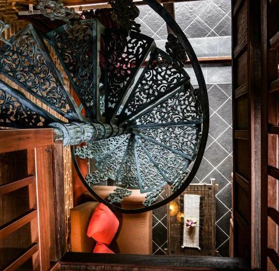디럭스 패밀리 룸, Chateau Orientale Resort