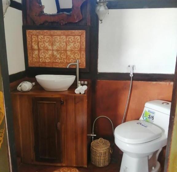 בקתה דלוקס, Chateau Orientale Resort