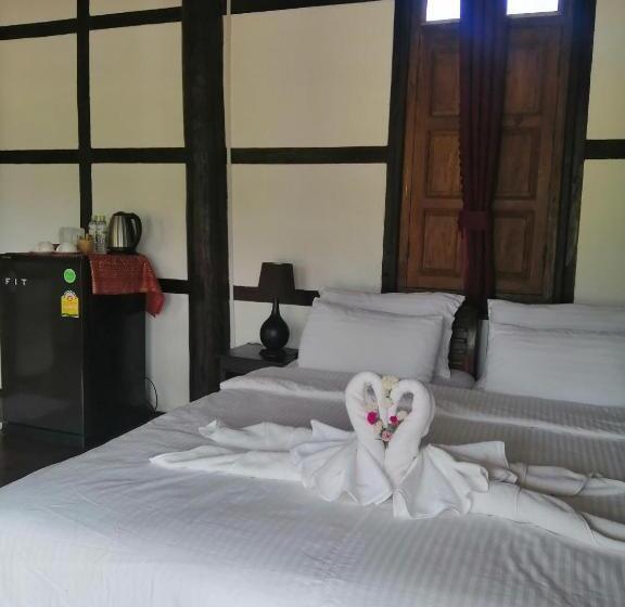 בקתה דלוקס, Chateau Orientale Resort