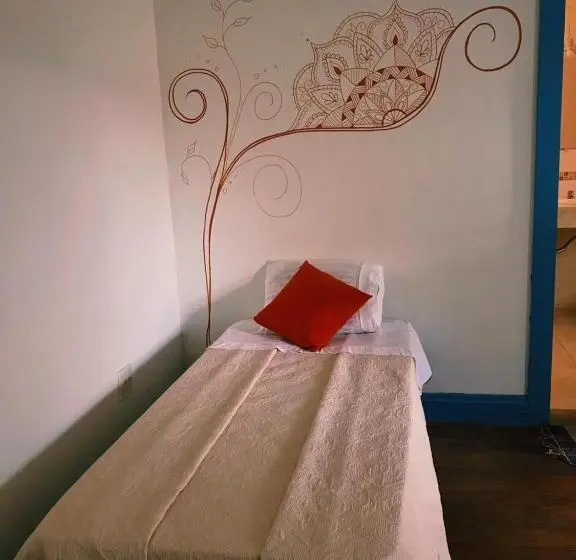 スイート, Del Mundo Hostel