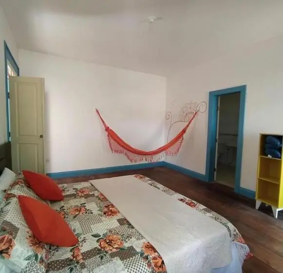 スイート, Del Mundo Hostel