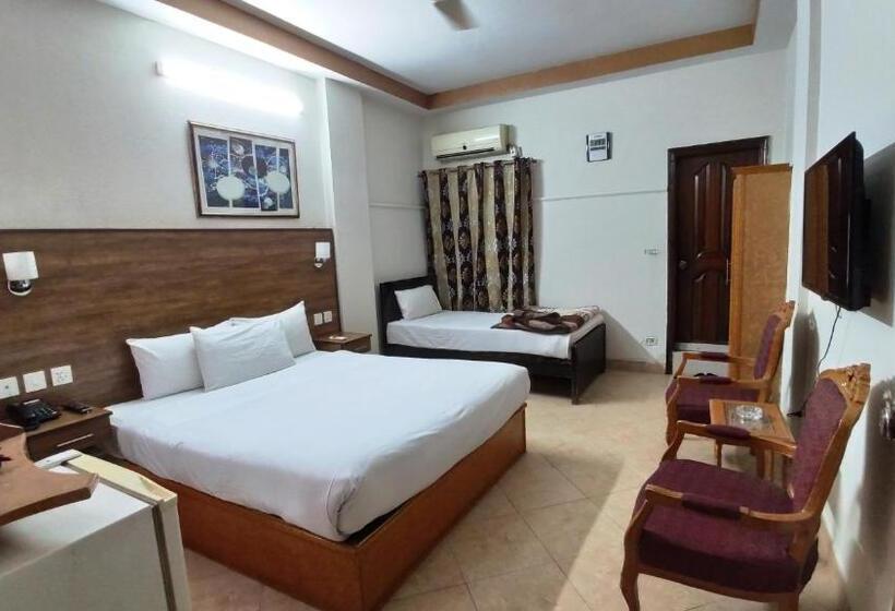 اتاق استاندارد سه نفره, Fiesta Inn Hotel & Resorts Multan