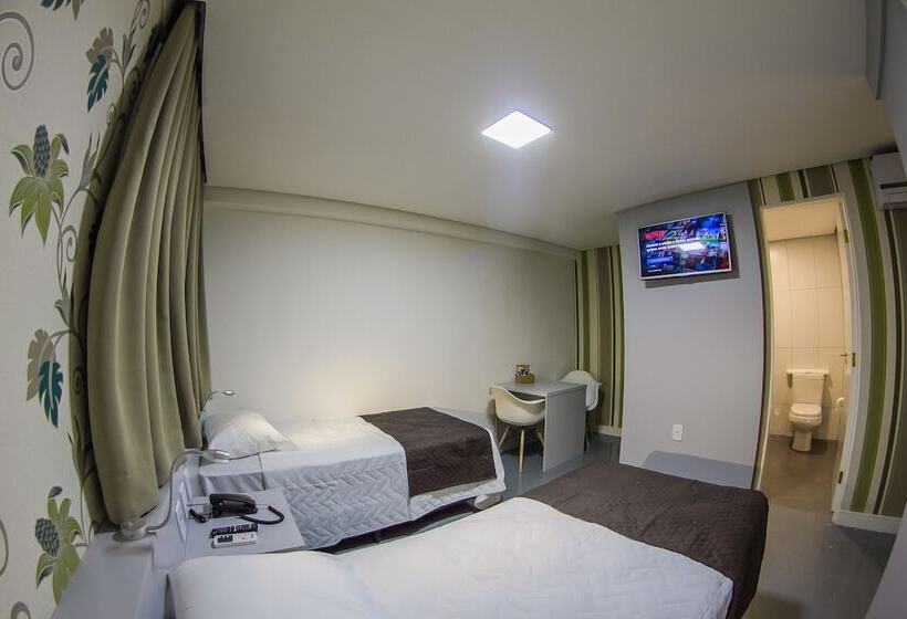 Номер Superior, Life