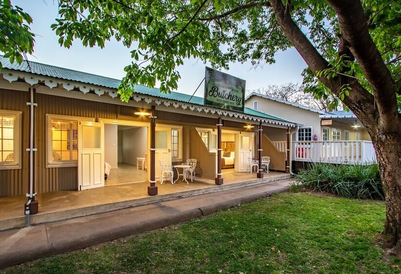 ファミリールーム, Little Pilgrims Boutique