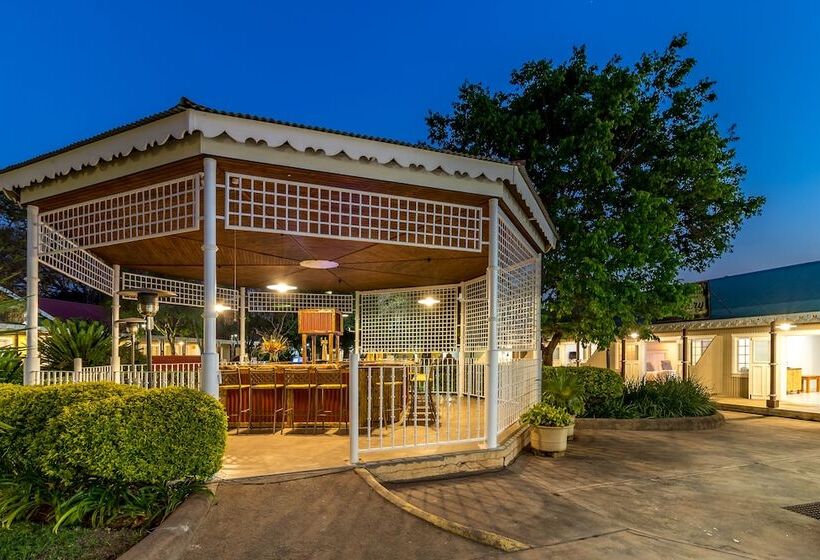 ファミリールーム, Little Pilgrims Boutique