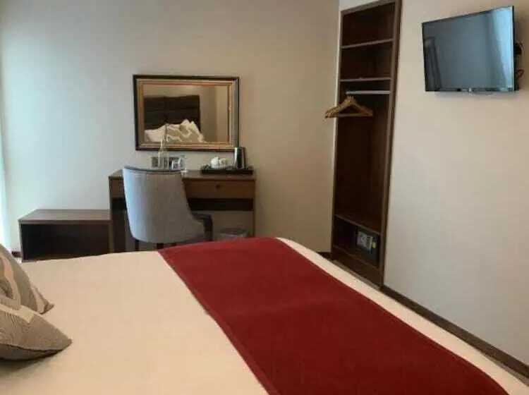 اتاق لوکس, The Draper Rooms