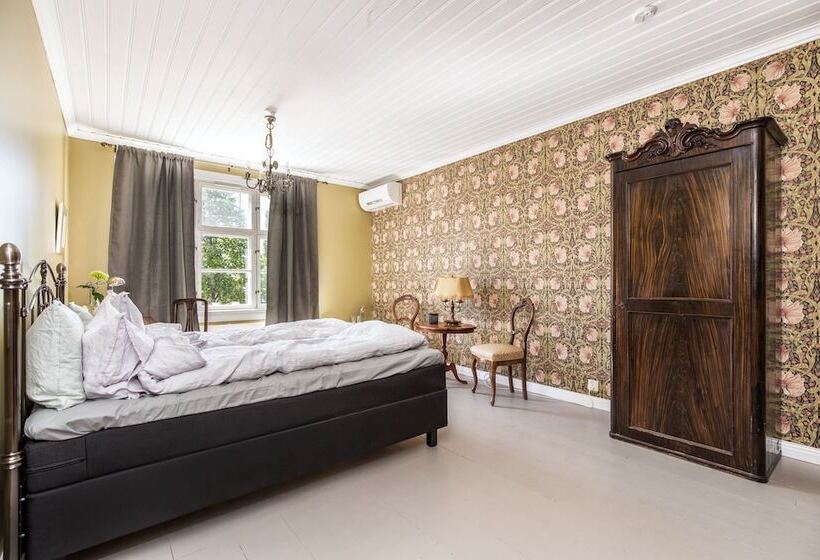 豪华房间, Matin Ja Maijan Majatalo