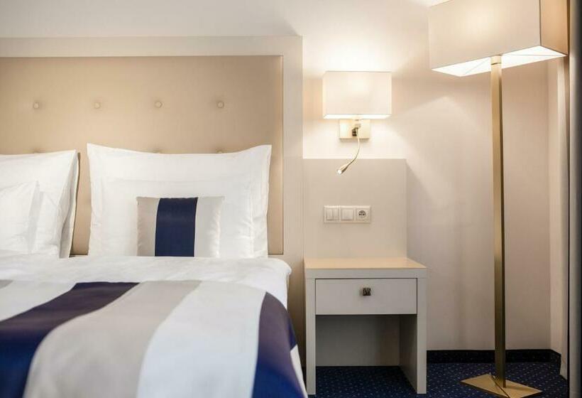 غرفة كومفورت, Grandhotel Nabokov