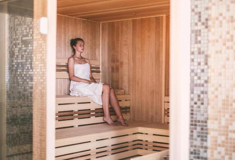 غرفة قياسية, Grandhotel Nabokov