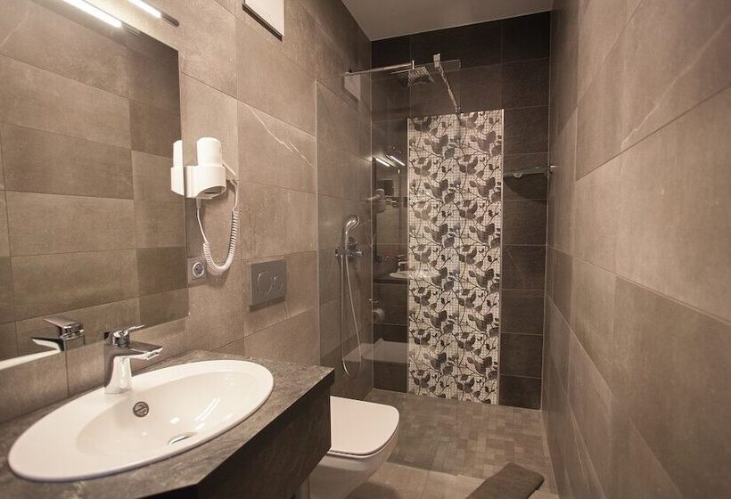 スタンダードシティビュールーム, Eulensteins