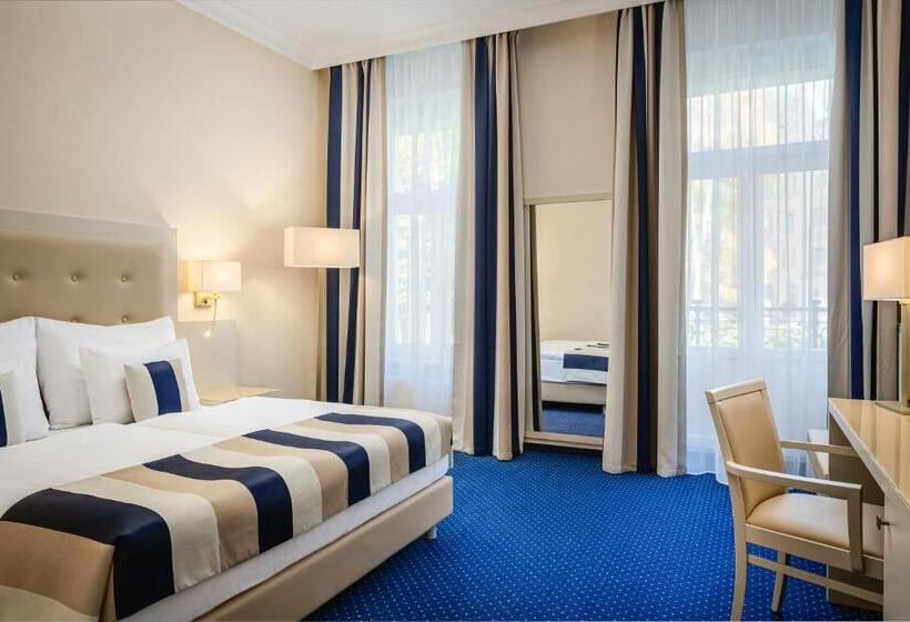 غرفة كومفورت فردية, Grandhotel Nabokov