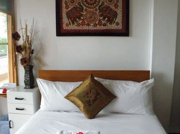 اتاق لوکس, Tagimoucia House