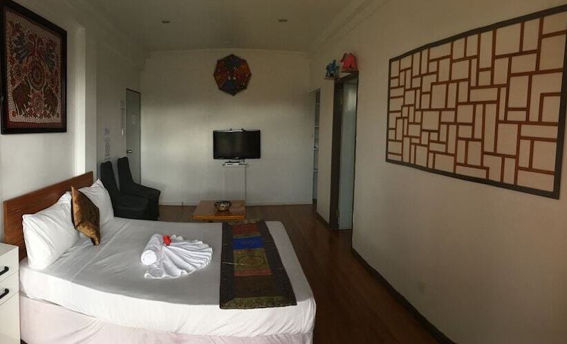 اتاق لوکس, Tagimoucia House