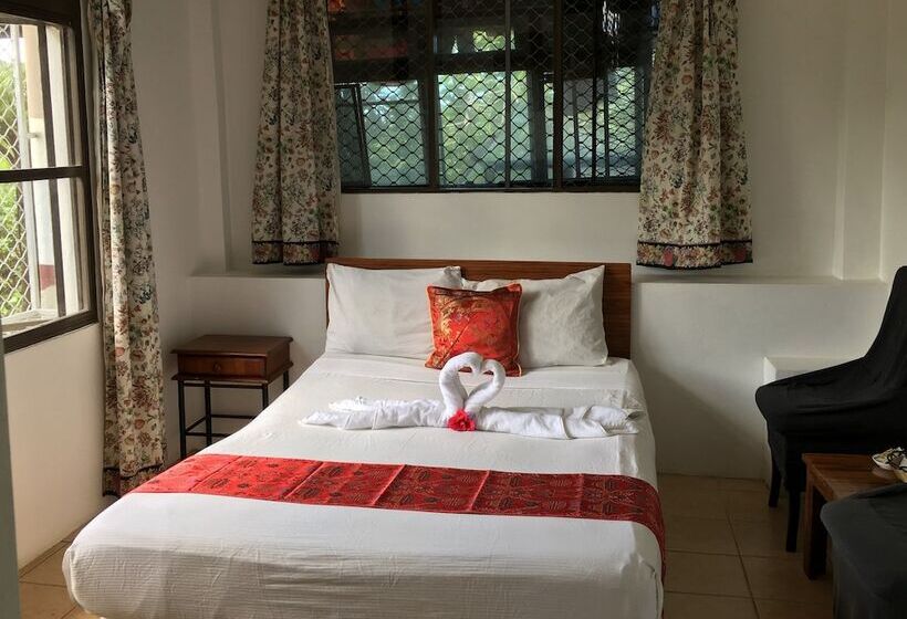 اتاق لوکس, Tagimoucia House