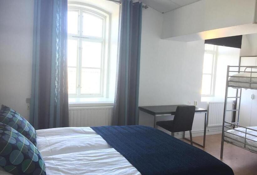 غرفة عائلية مطلّة علي البحر, Waterside Mariestad