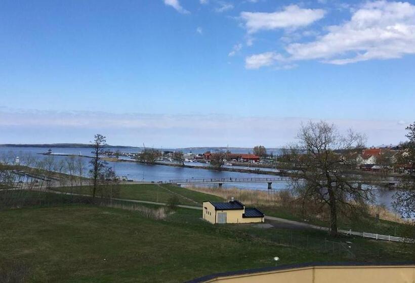 غرفة عائلية مطلّة علي البحر, Waterside Mariestad