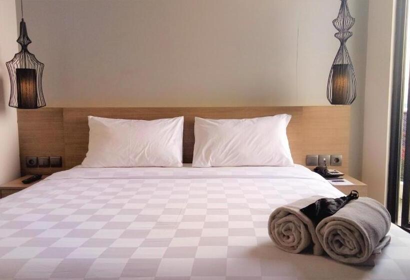 Quarto Deluxe com Sacada, Rivoli Hotel Jakarta