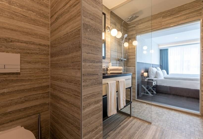 חדר סטנדרט לארבעה, Trip Inn Conference Hotel & Suites