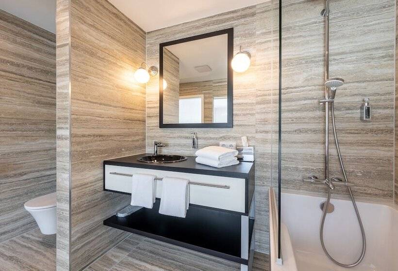 סוויטת פרמיום 2 חדרים, Trip Inn Conference Hotel & Suites