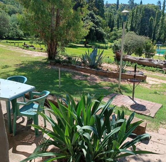 スタンダードバンガロー, Little Rock Resort