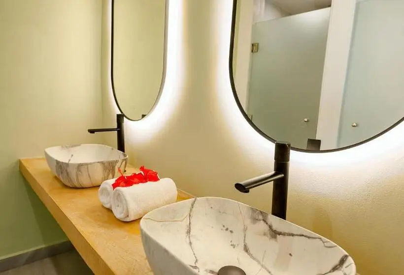 سوییت, Izil Hotel Nosy Be