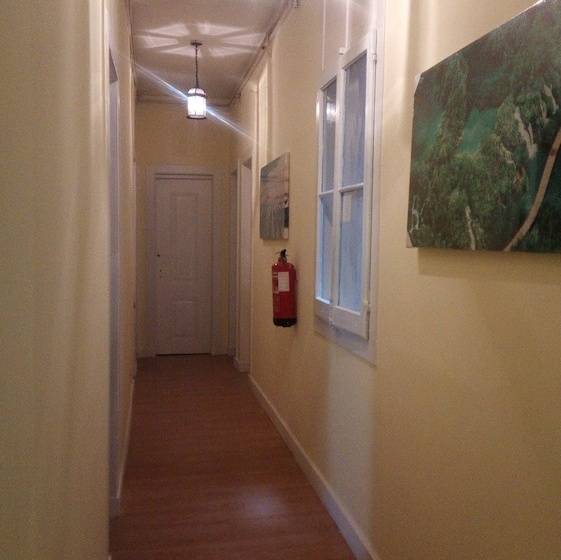 اتاق استاندارد, Cenario Catita Hostel