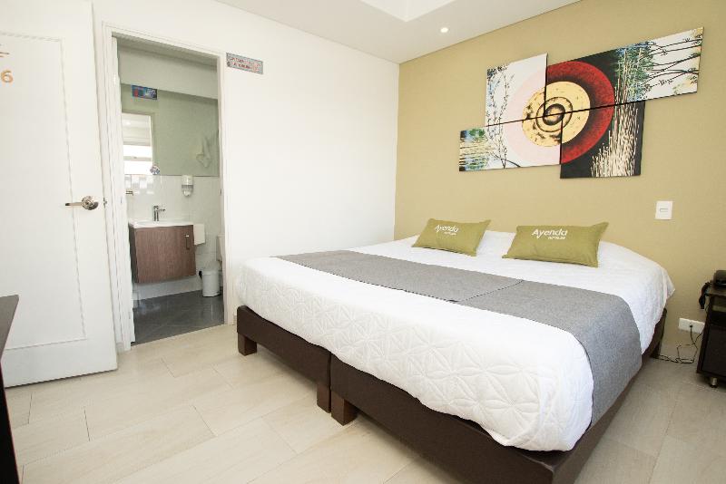 수피리어 룸, Oasis