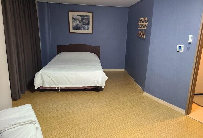 Habitació Deluxe, Jeju Orastay