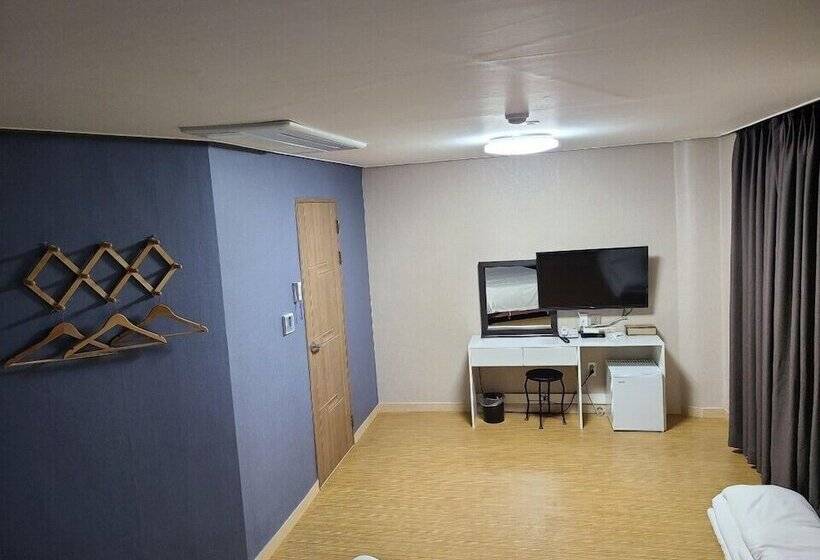 Habitació Deluxe, Jeju Orastay