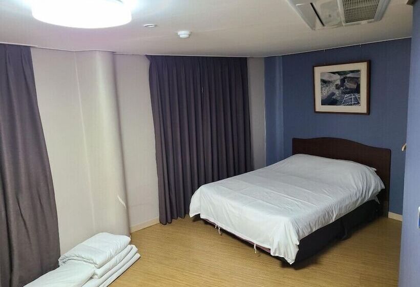 Habitació Deluxe, Jeju Orastay