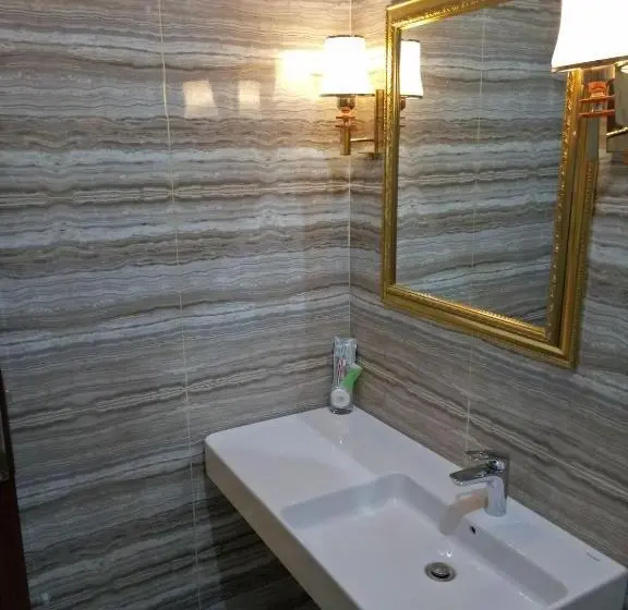 デラックスルーム, Grand Town Hotel Mandai
