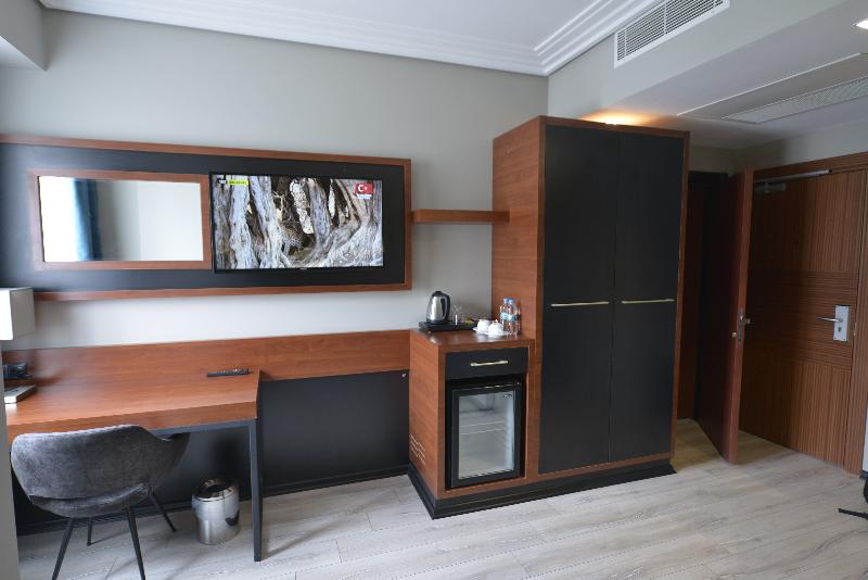 Quarto deluxe, Grand Vaves