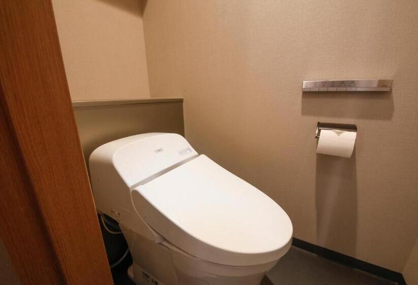 Номер Стандарт Двуспальная Кровать Вид на Город, Holiday Inn & Suites Shin Osaka, An Ihg