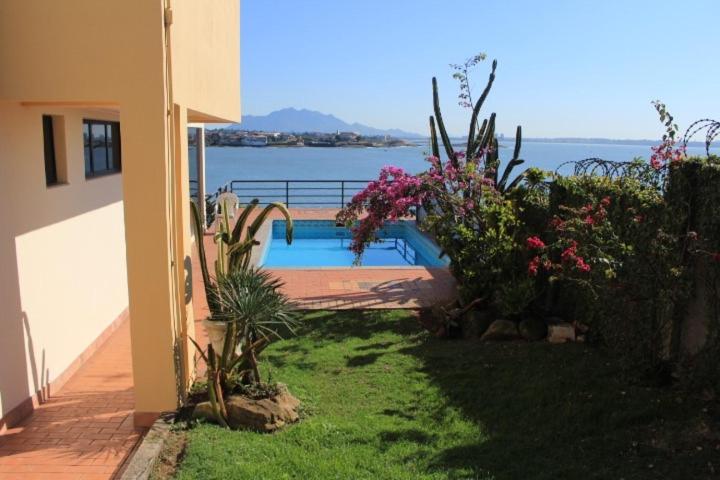 اتاق لوکس, Hospedagem Sol E Mar