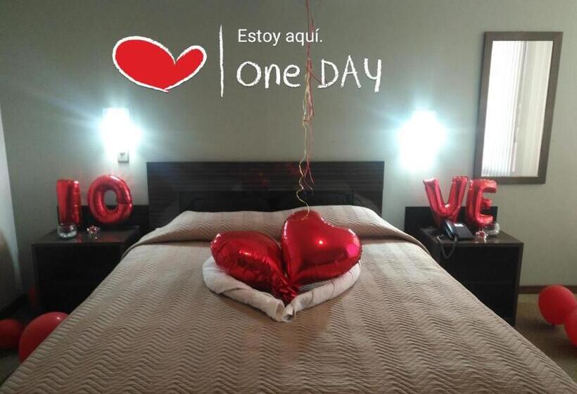 اتاق لوکس, Hostal Costa De Marfil Suites & Apartamentos